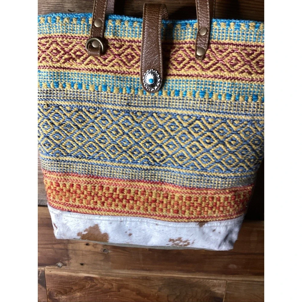 Myra Bag Tangerine Tote S-3942 Yellowstone Western Rustic Weekender Large